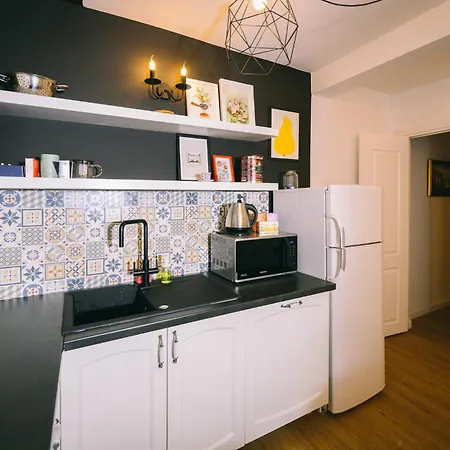 Cotroceni House בית נופש *